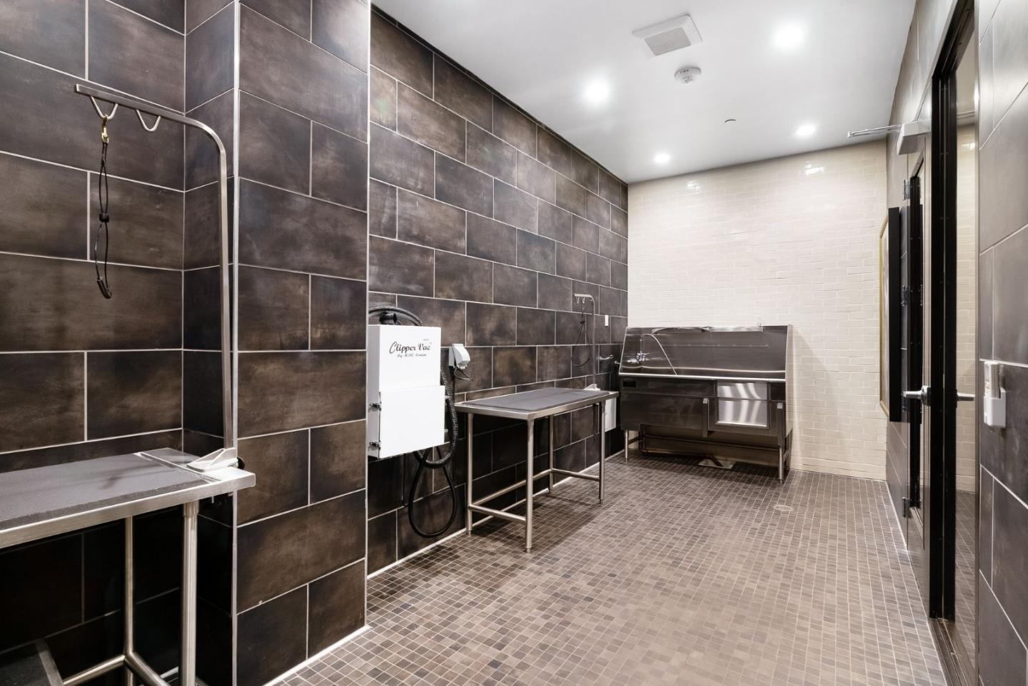 Detail Gallery Image 35 of 38 For 3578 Rambla Pl #131,  Santa Clara,  CA 95051 - 1 Beds | 1/1 Baths