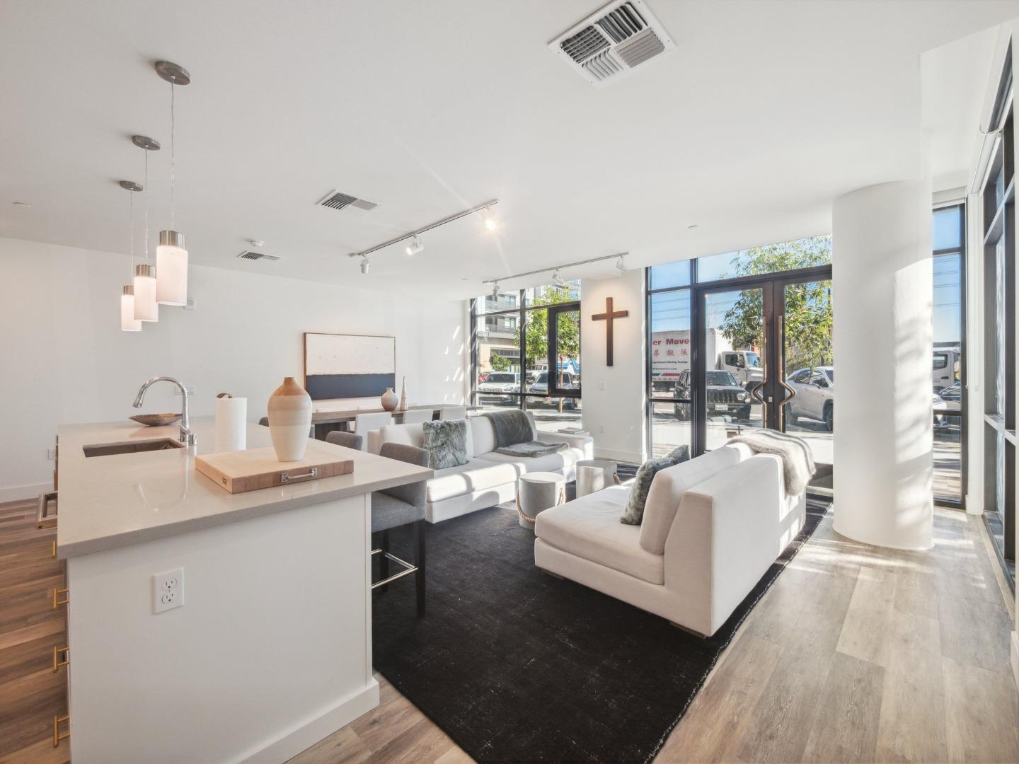Detail Gallery Image 5 of 38 For 3578 Rambla Pl #131,  Santa Clara,  CA 95051 - 1 Beds | 1/1 Baths