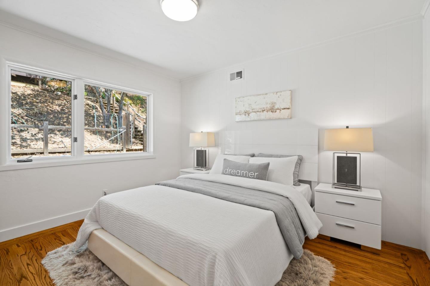Detail Gallery Image 15 of 27 For 1780 Edgewood Rd, Redwood City,  CA 94062 - 4 Beds | 3/1 Baths