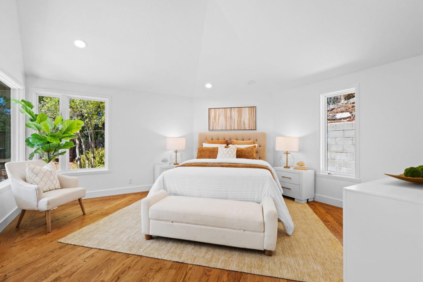 Detail Gallery Image 7 of 27 For 1780 Edgewood Rd, Redwood City,  CA 94062 - 4 Beds | 3/1 Baths