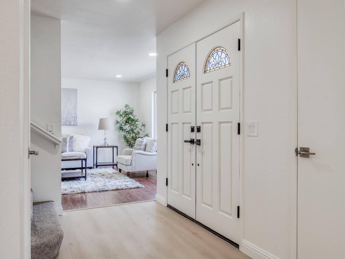 Detail Gallery Image 3 of 30 For 7160 Harvard Pl, Gilroy,  CA 95020 - 4 Beds | 2/1 Baths