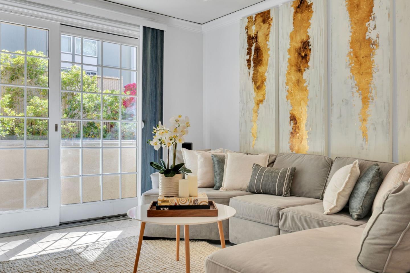 Detail Gallery Image 16 of 60 For 153 N San Mateo Dr #106,  San Mateo,  CA 94401 - 3 Beds | 3 Baths