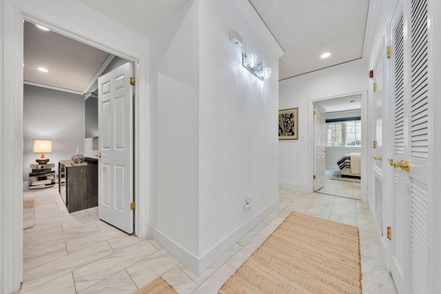 Detail Gallery Image 27 of 60 For 153 N San Mateo Dr #106,  San Mateo,  CA 94401 - 3 Beds | 3 Baths