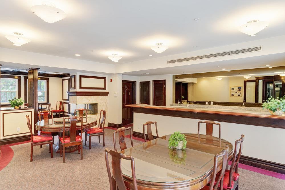 Detail Gallery Image 55 of 60 For 153 N San Mateo Dr #106,  San Mateo,  CA 94401 - 3 Beds | 3 Baths