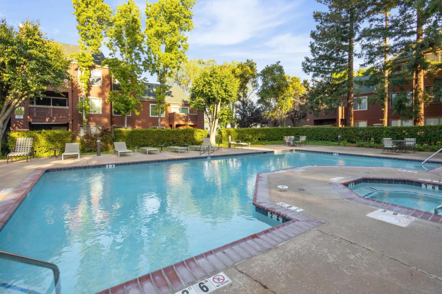 Detail Gallery Image 39 of 42 For 1145 Yarwood Ct, San Jose,  CA 95128 - 1 Beds | 1 Baths