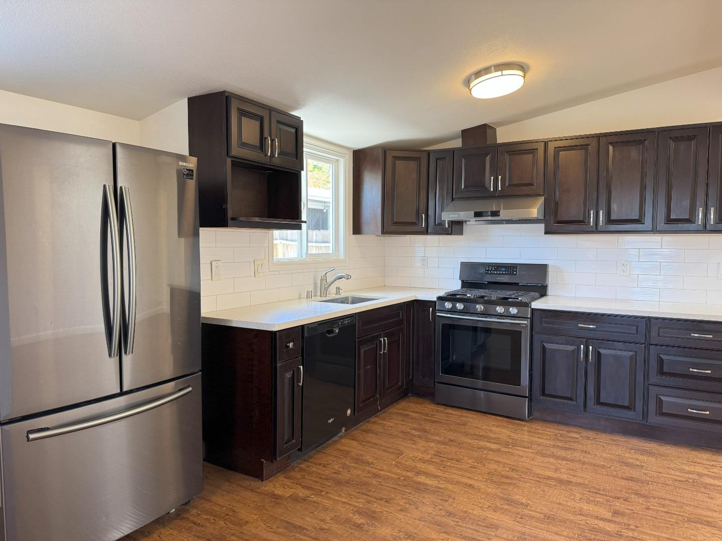 Detail Gallery Image 8 of 23 For 3763 Camden Ave, San Jose,  CA 95124 - 3 Beds | 3 Baths