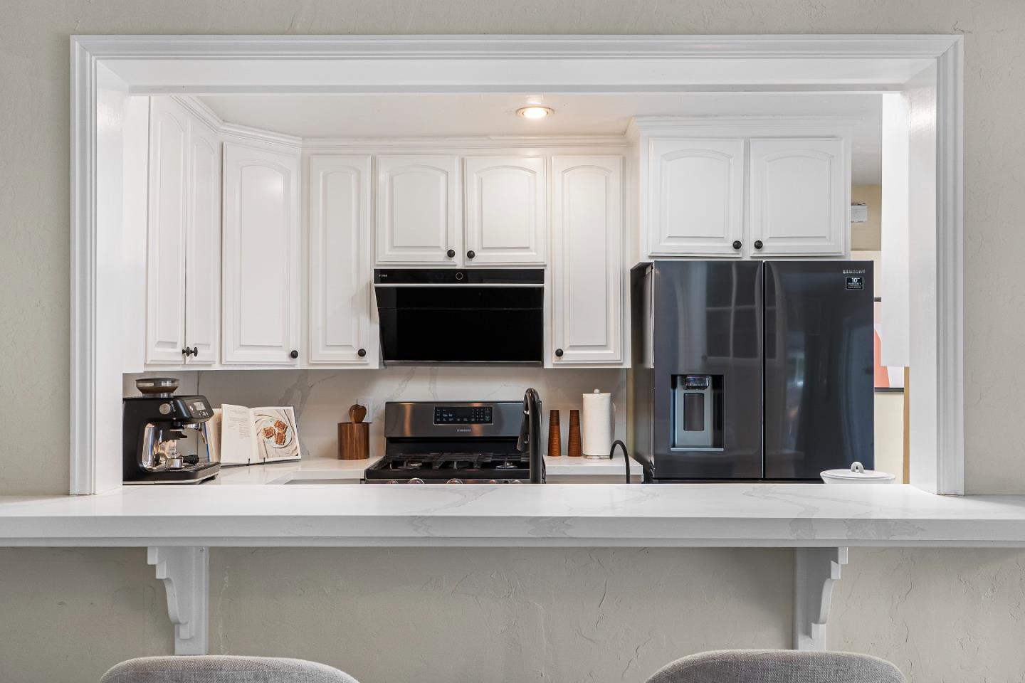 Detail Gallery Image 12 of 45 For 1341 Las Palmas Dr, Santa Clara,  CA 95051 - 4 Beds | 2 Baths