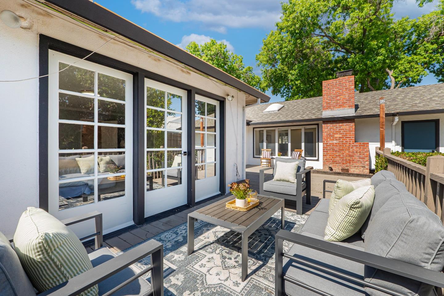 Detail Gallery Image 31 of 45 For 1341 Las Palmas Dr, Santa Clara,  CA 95051 - 4 Beds | 2 Baths