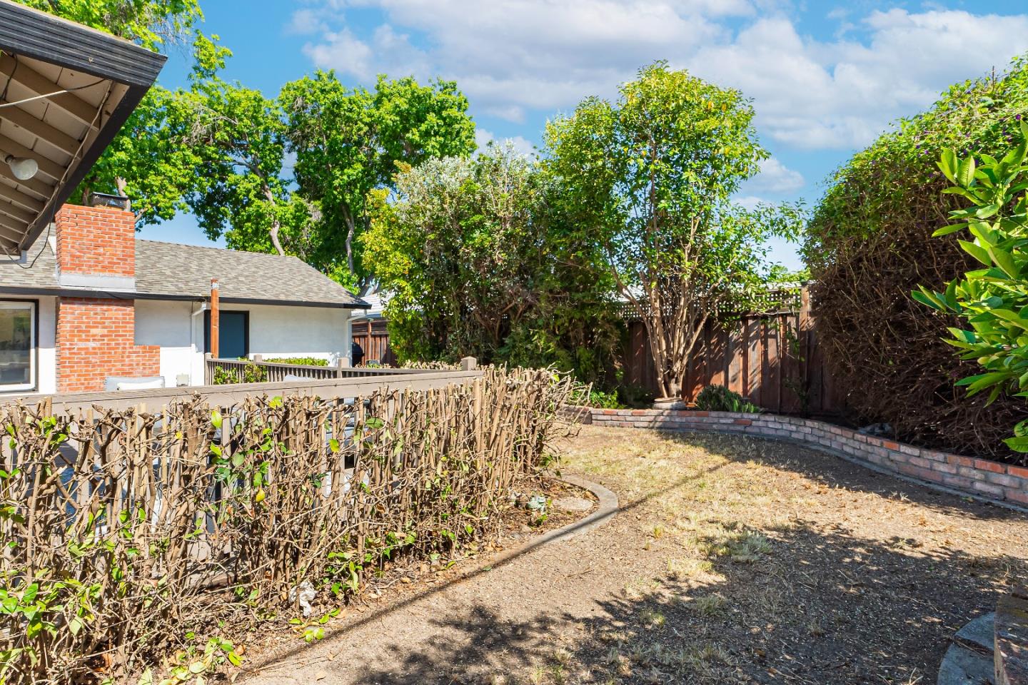 Detail Gallery Image 36 of 45 For 1341 Las Palmas Dr, Santa Clara,  CA 95051 - 4 Beds | 2 Baths