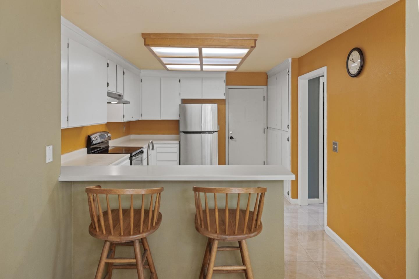 Detail Gallery Image 11 of 40 For 542 via Sorrento, Morgan Hill,  CA 95037 - 3 Beds | 2/1 Baths