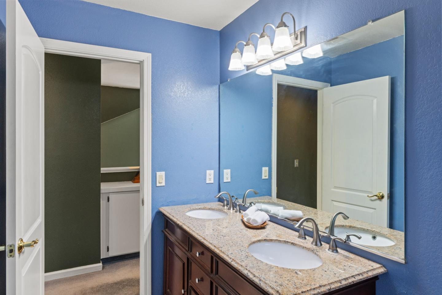 Detail Gallery Image 24 of 40 For 542 via Sorrento, Morgan Hill,  CA 95037 - 3 Beds | 2/1 Baths
