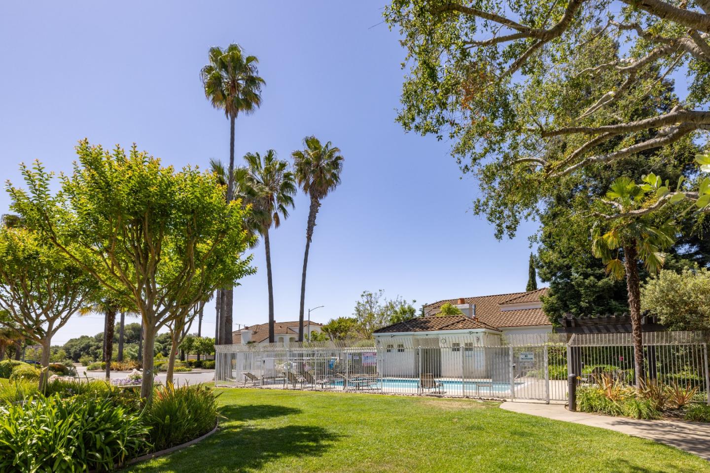 Detail Gallery Image 40 of 40 For 542 via Sorrento, Morgan Hill,  CA 95037 - 3 Beds | 2/1 Baths