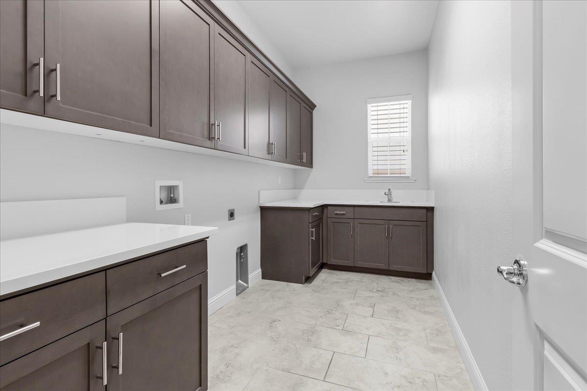Detail Gallery Image 19 of 45 For 586 Braden Way, Marina,  CA 93933 - 4 Beds | 2/1 Baths
