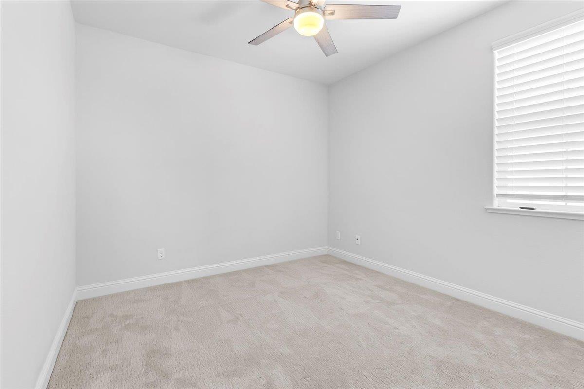 Detail Gallery Image 26 of 45 For 586 Braden Way, Marina,  CA 93933 - 4 Beds | 2/1 Baths