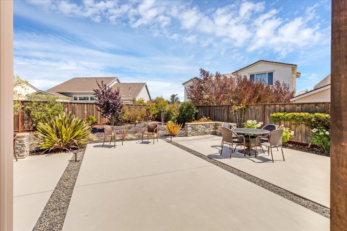 Detail Gallery Image 34 of 45 For 586 Braden Way, Marina,  CA 93933 - 4 Beds | 2/1 Baths