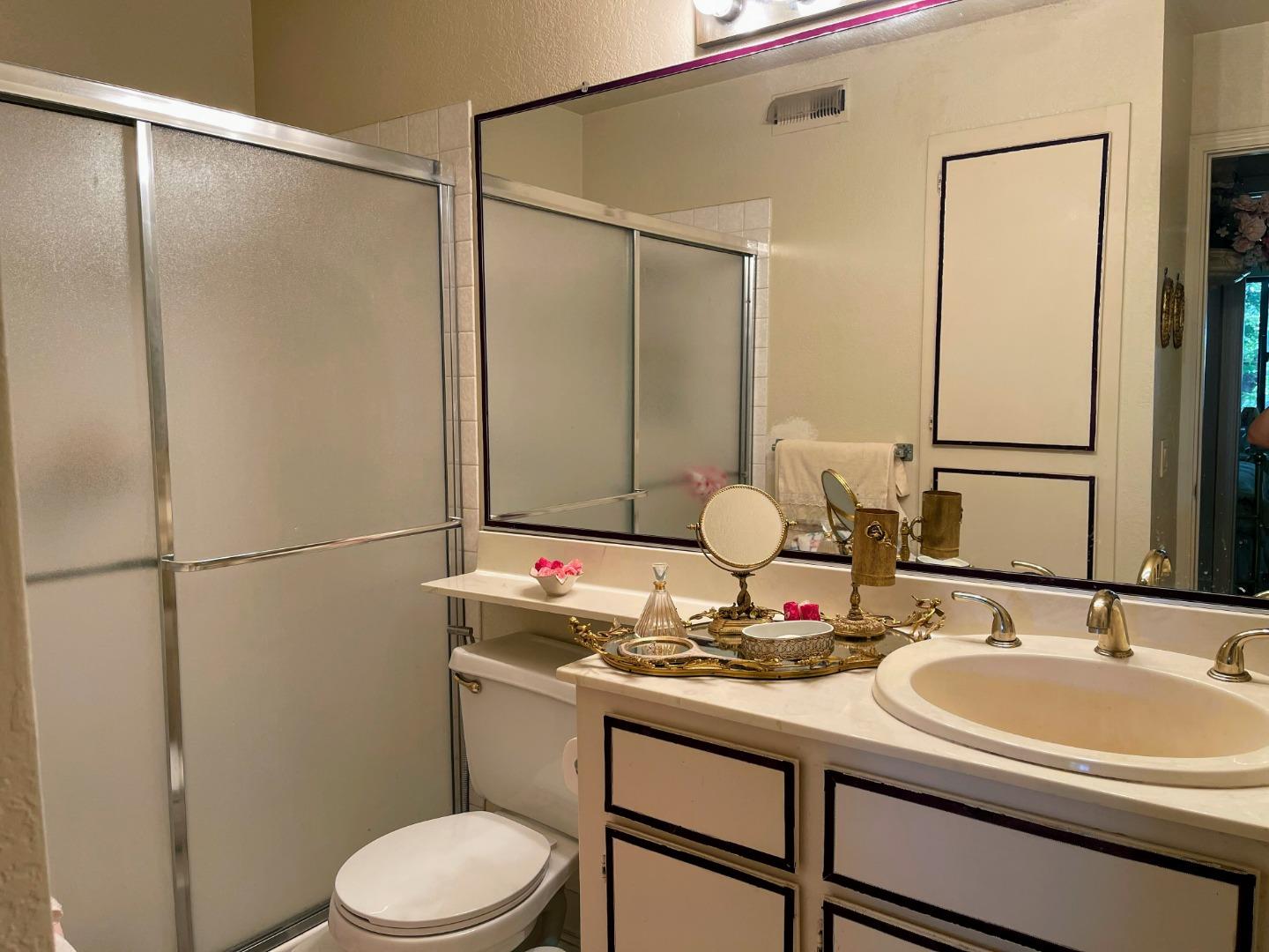 Detail Gallery Image 14 of 20 For 8354 Charbono Ct, San Jose,  CA 95135 - 2 Beds | 2 Baths