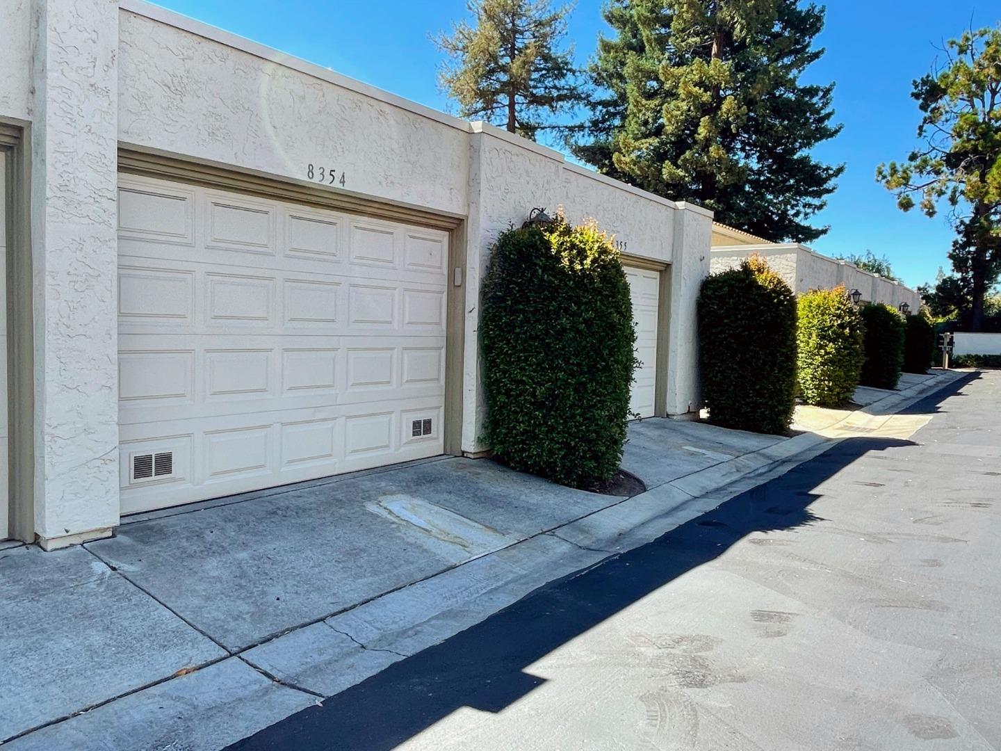 Detail Gallery Image 3 of 20 For 8354 Charbono Ct, San Jose,  CA 95135 - 2 Beds | 2 Baths