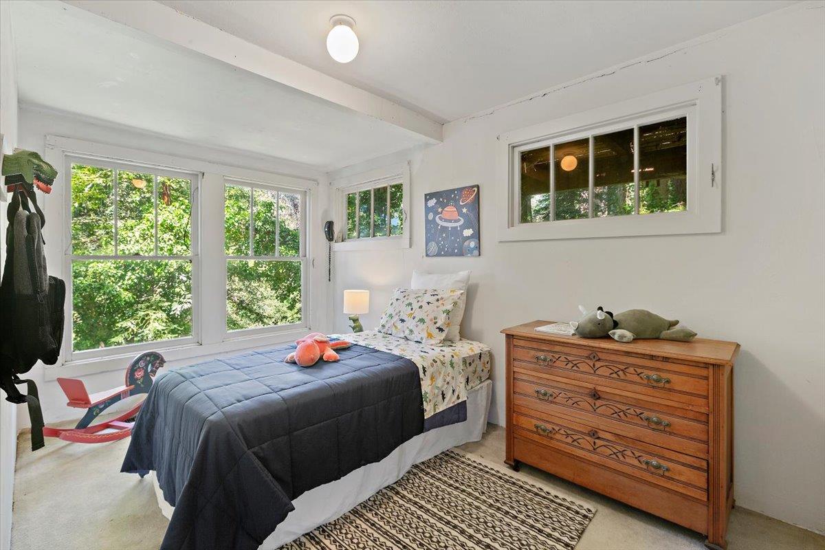 Detail Gallery Image 25 of 29 For 31 Skyline Dr, Woodside,  CA 94062 - 4 Beds | 2 Baths
