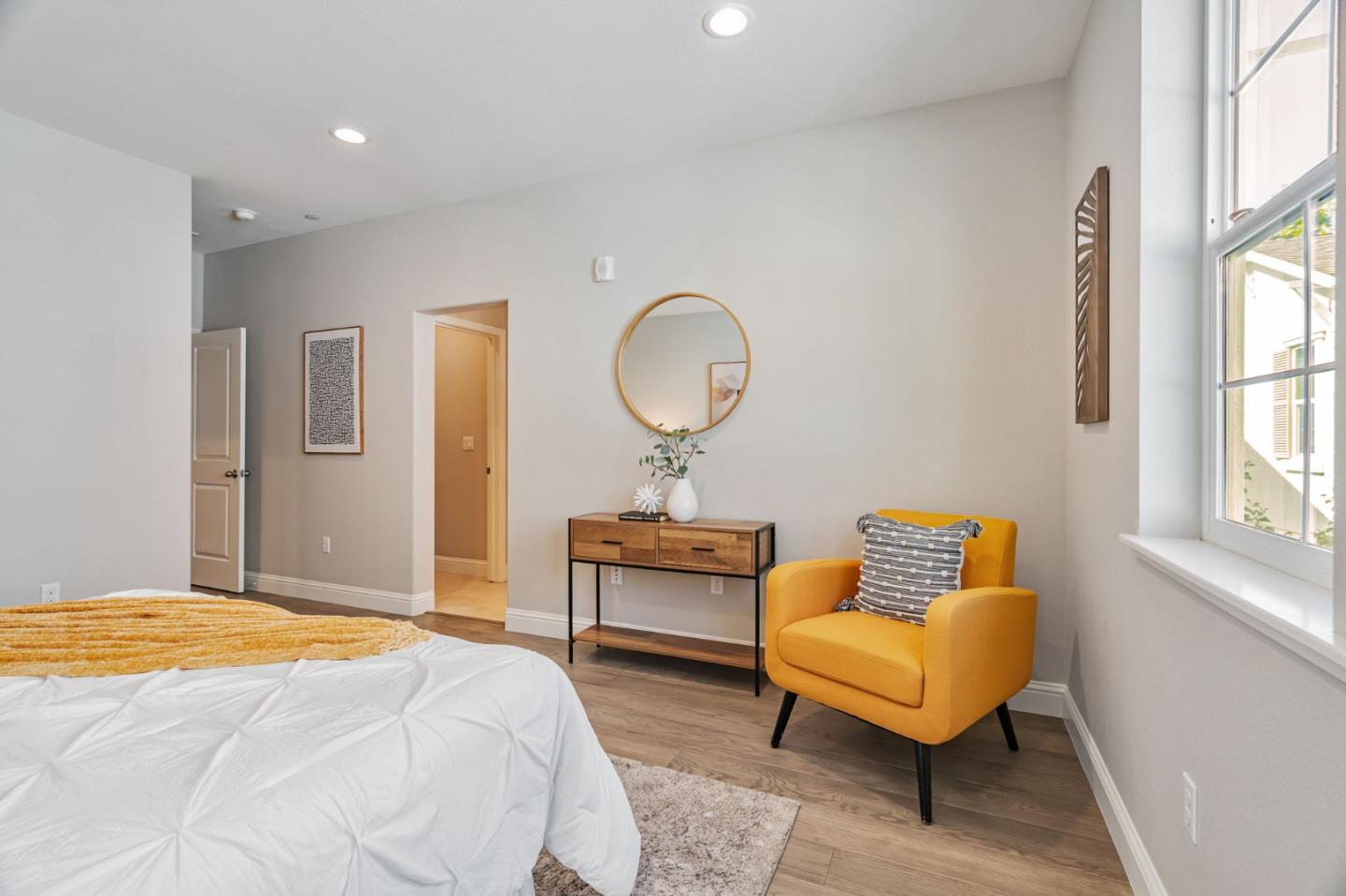 Detail Gallery Image 16 of 48 For 285 Wild Rose Way, Milpitas,  CA 95035 - 4 Beds | 3/1 Baths