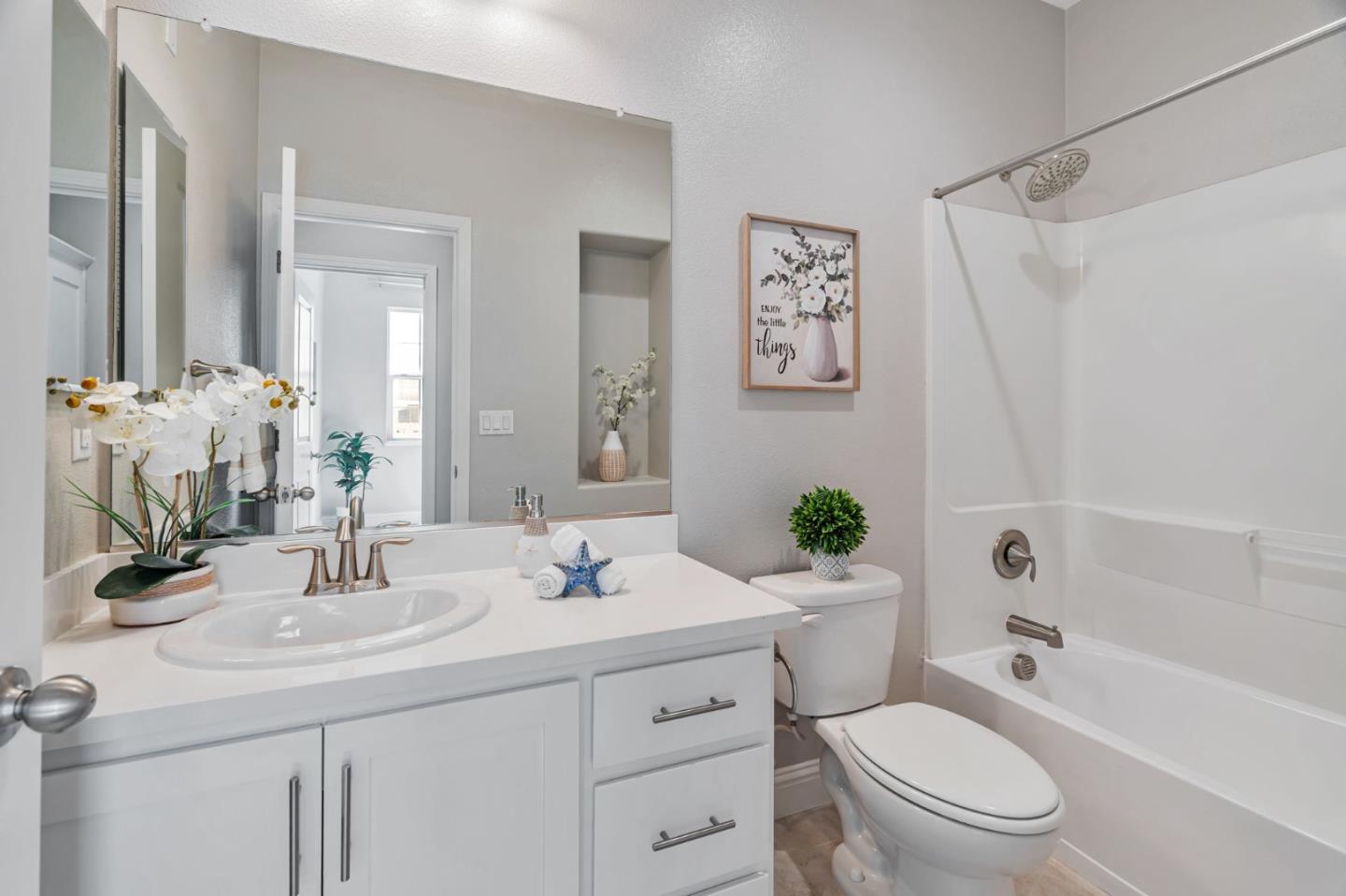 Detail Gallery Image 20 of 48 For 285 Wild Rose Way, Milpitas,  CA 95035 - 4 Beds | 3/1 Baths