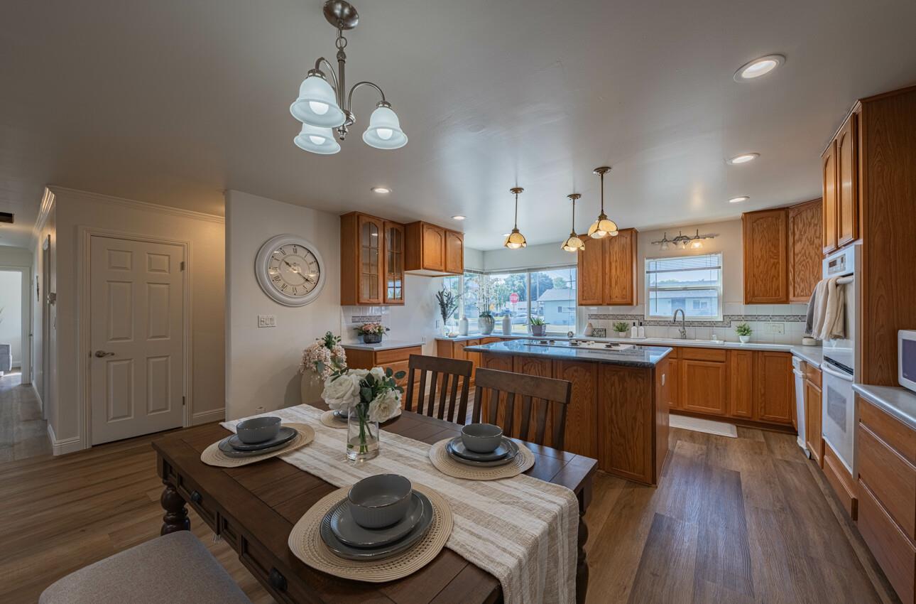 Detail Gallery Image 12 of 38 For 829 Los Palos Dr, Salinas,  CA 93901 - 3 Beds | 2 Baths