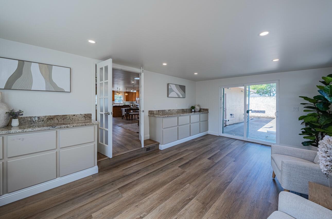 Detail Gallery Image 20 of 38 For 829 Los Palos Dr, Salinas,  CA 93901 - 3 Beds | 2 Baths