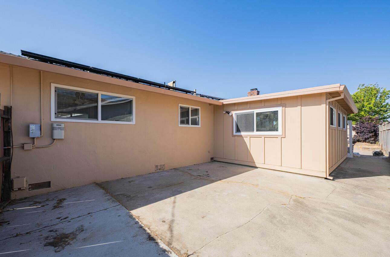 Detail Gallery Image 36 of 38 For 829 Los Palos Dr, Salinas,  CA 93901 - 3 Beds | 2 Baths