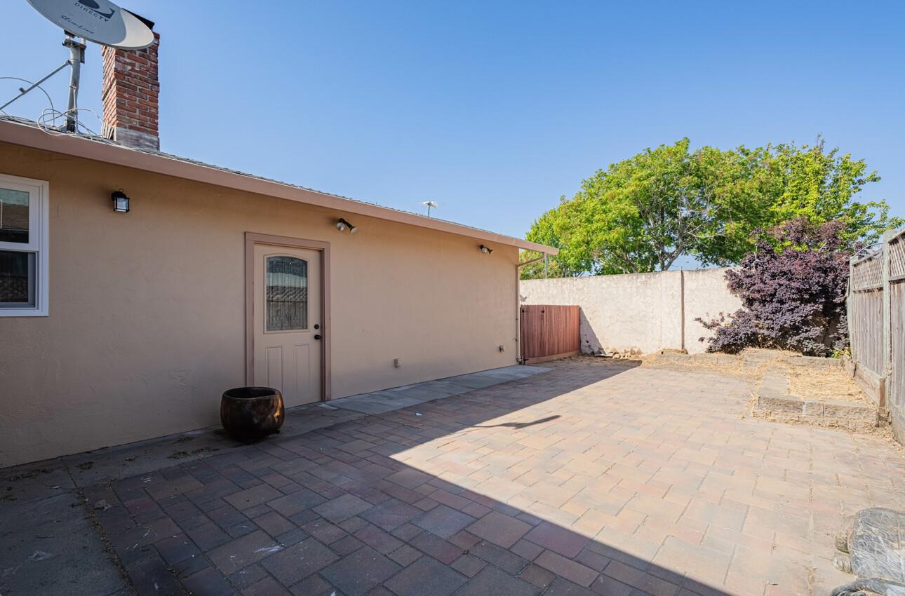 Detail Gallery Image 38 of 38 For 829 Los Palos Dr, Salinas,  CA 93901 - 3 Beds | 2 Baths