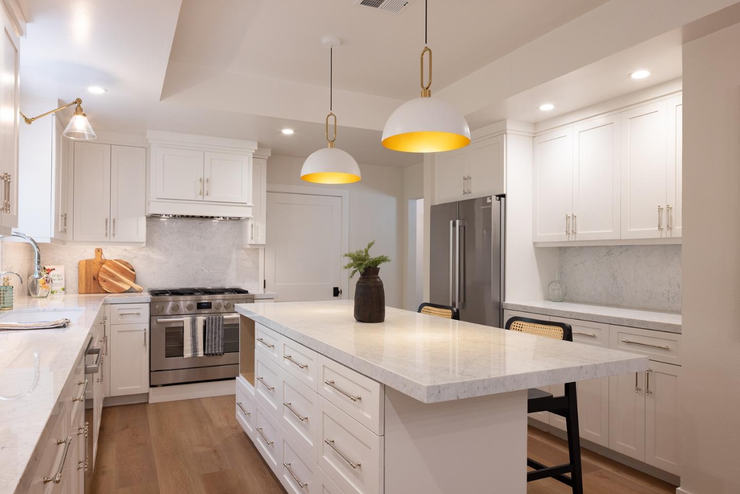 Detail Gallery Image 7 of 24 For 25603 Canada Dr, Carmel,  CA 93923 - 3 Beds | 2 Baths