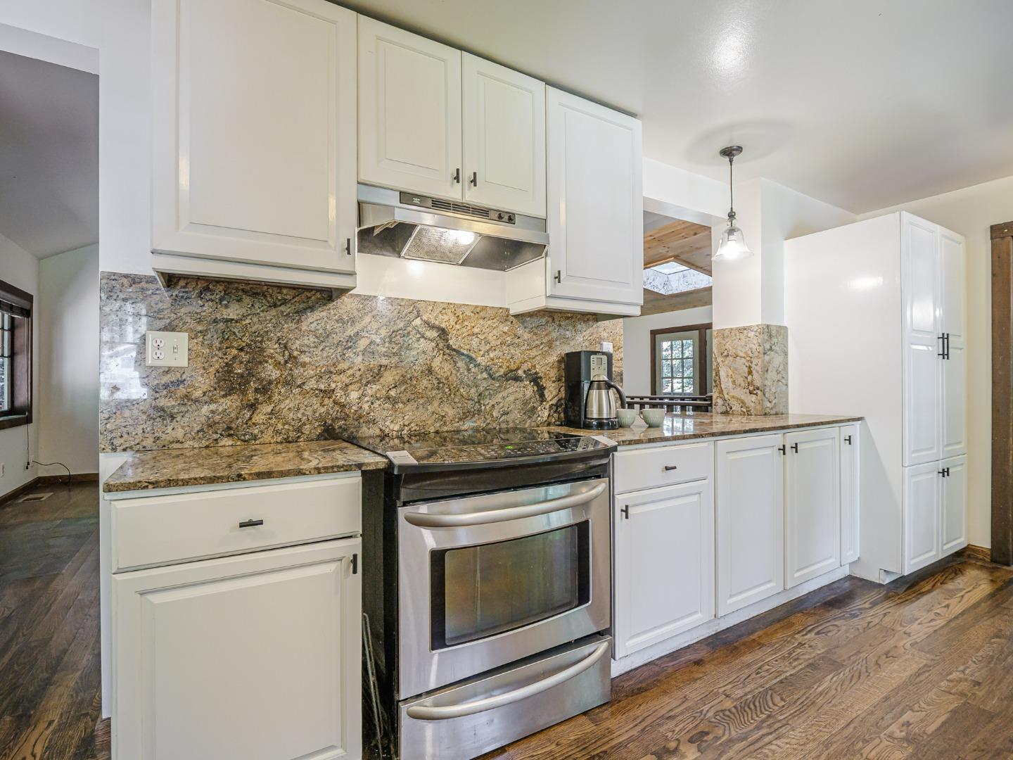 Detail Gallery Image 13 of 57 For 596 Willow Way, Felton,  CA 95018 - 4 Beds | 2 Baths