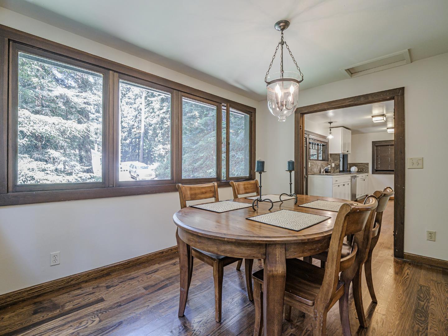Detail Gallery Image 16 of 57 For 596 Willow Way, Felton,  CA 95018 - 4 Beds | 2 Baths