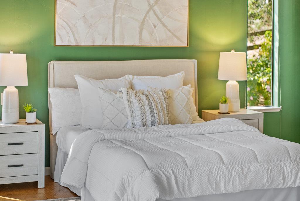 Detail Gallery Image 15 of 58 For 19250 Reavis Way, Salinas,  CA 93907 - 4 Beds | 3/1 Baths