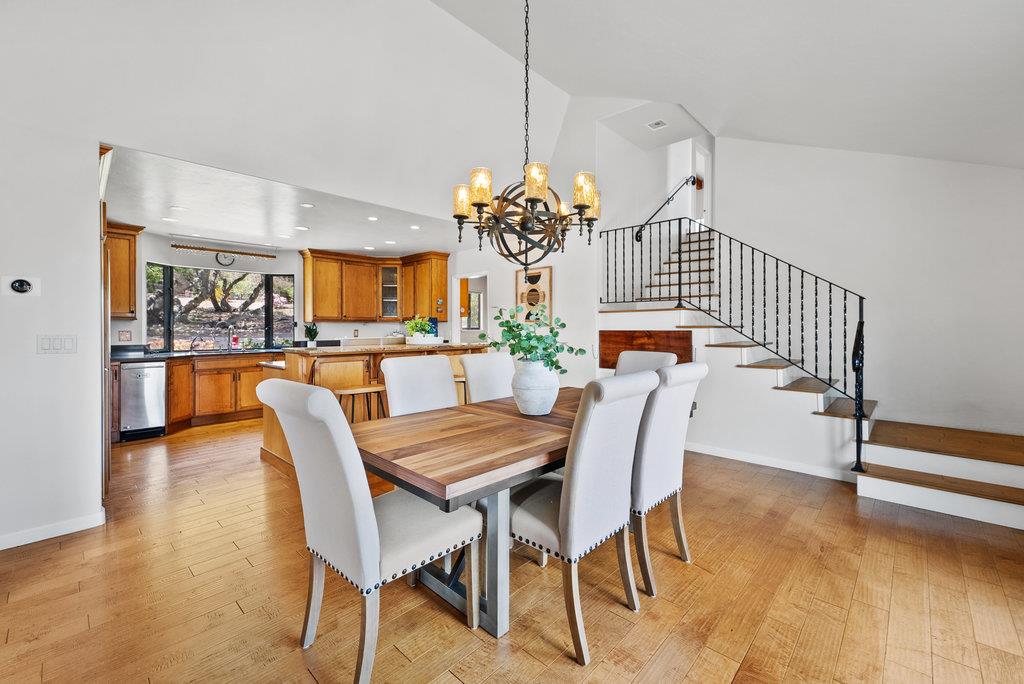 Detail Gallery Image 22 of 58 For 19250 Reavis Way, Salinas,  CA 93907 - 4 Beds | 3/1 Baths