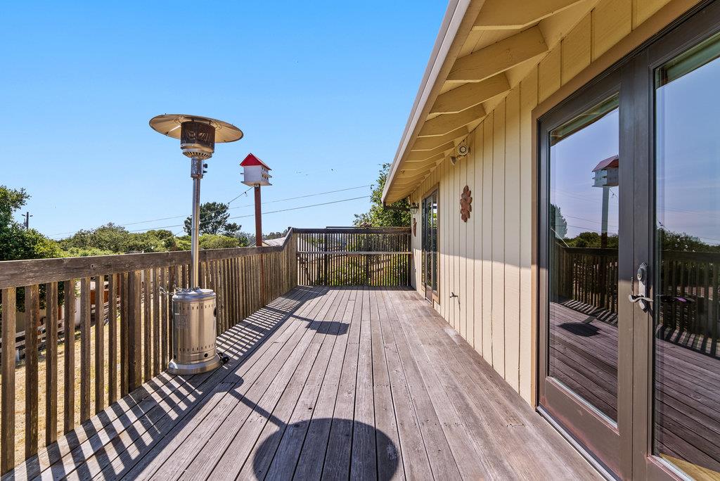 Detail Gallery Image 32 of 58 For 19250 Reavis Way, Salinas,  CA 93907 - 4 Beds | 3/1 Baths