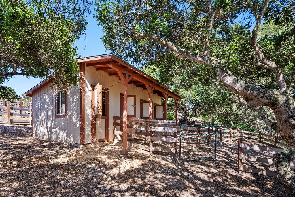 Detail Gallery Image 39 of 58 For 19250 Reavis Way, Salinas,  CA 93907 - 4 Beds | 3/1 Baths
