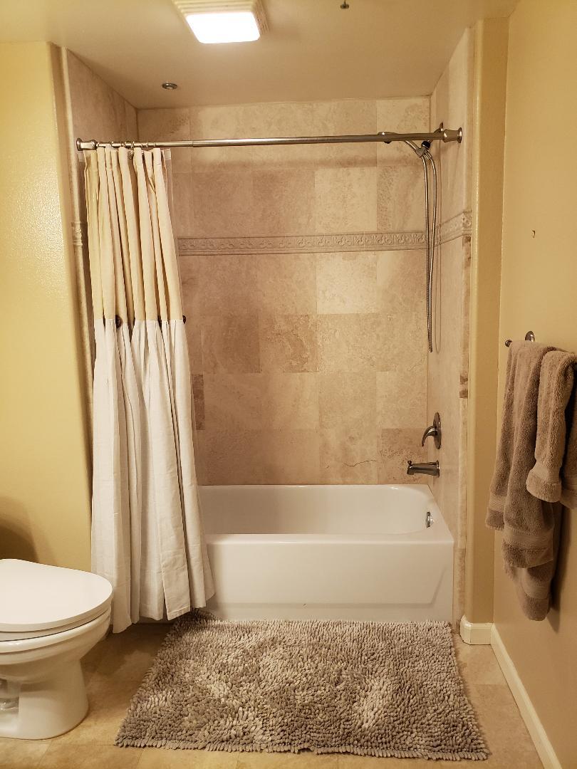 Detail Gallery Image 10 of 21 For 2330 University Ave #200,  East Palo Alto,  CA 94303 - 2 Beds | 2 Baths