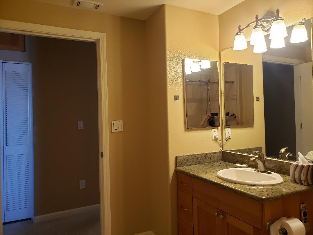 Detail Gallery Image 8 of 21 For 2330 University Ave #200,  East Palo Alto,  CA 94303 - 2 Beds | 2 Baths