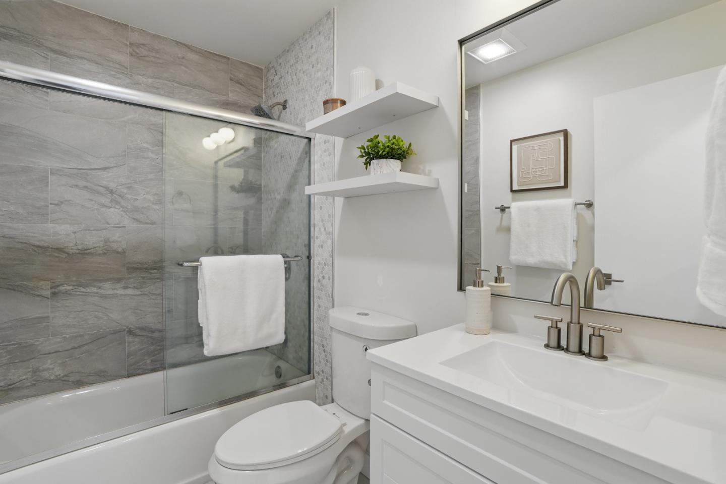 Detail Gallery Image 24 of 64 For 118 Salice Way, Campbell,  CA 95008 - 2 Beds | 1/1 Baths