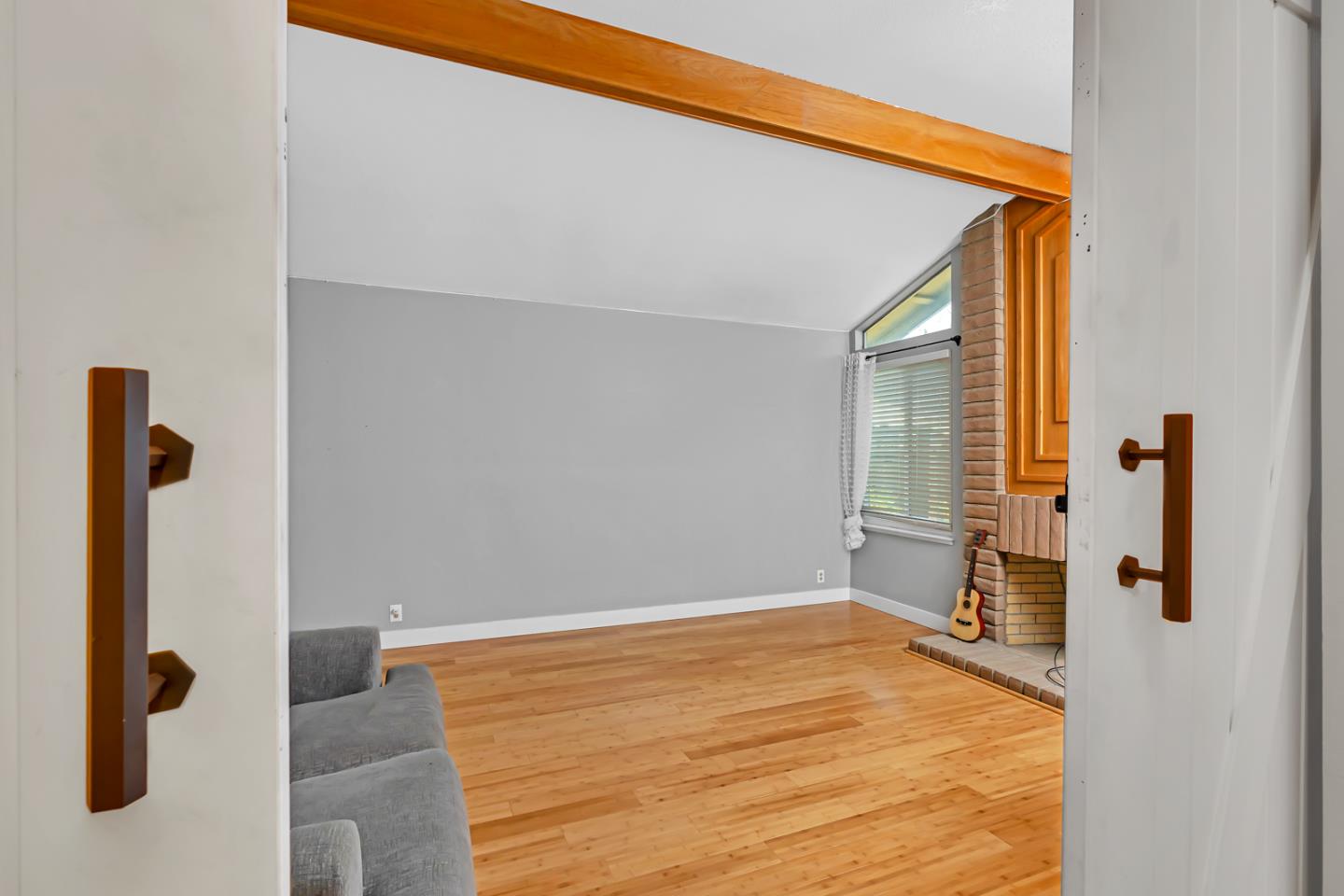 Detail Gallery Image 10 of 56 For 3890 Linton Ct, San Jose,  CA 95121 - 4 Beds | 2 Baths