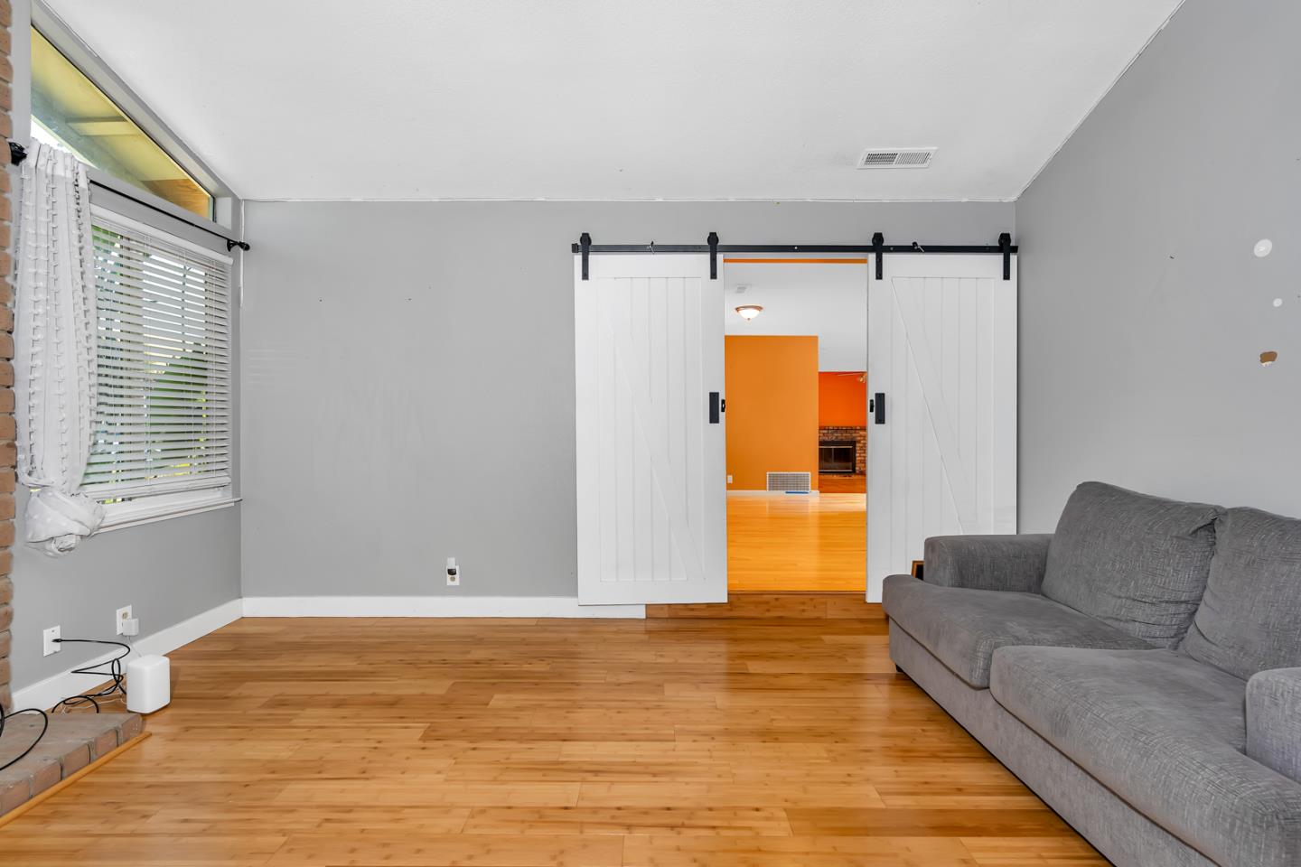 Detail Gallery Image 12 of 56 For 3890 Linton Ct, San Jose,  CA 95121 - 4 Beds | 2 Baths