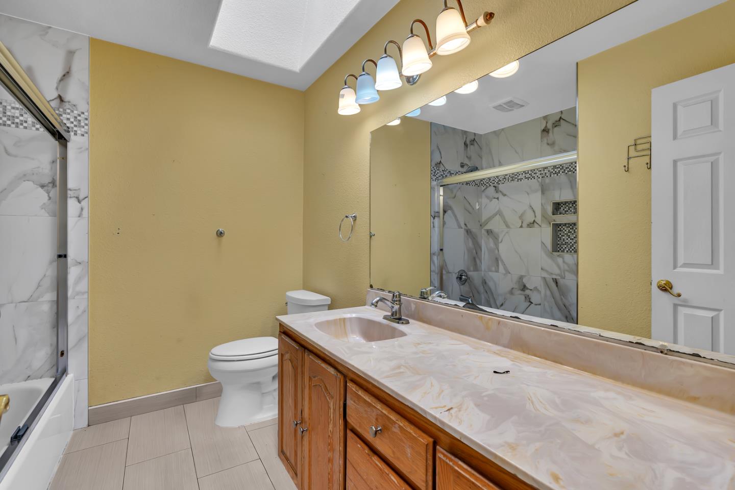 Detail Gallery Image 25 of 56 For 3890 Linton Ct, San Jose,  CA 95121 - 4 Beds | 2 Baths
