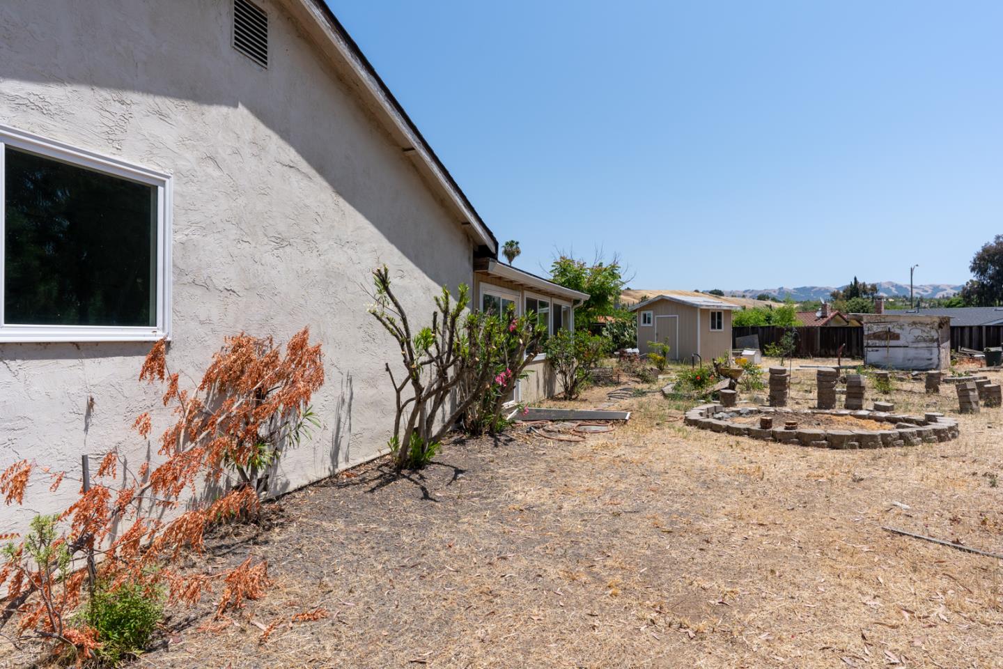 Detail Gallery Image 45 of 56 For 3890 Linton Ct, San Jose,  CA 95121 - 4 Beds | 2 Baths