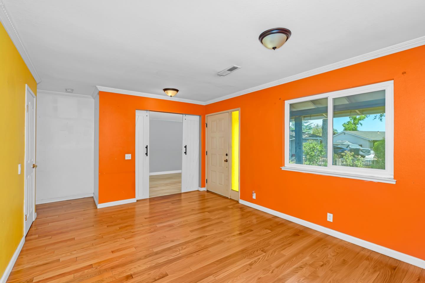 Detail Gallery Image 8 of 56 For 3890 Linton Ct, San Jose,  CA 95121 - 4 Beds | 2 Baths