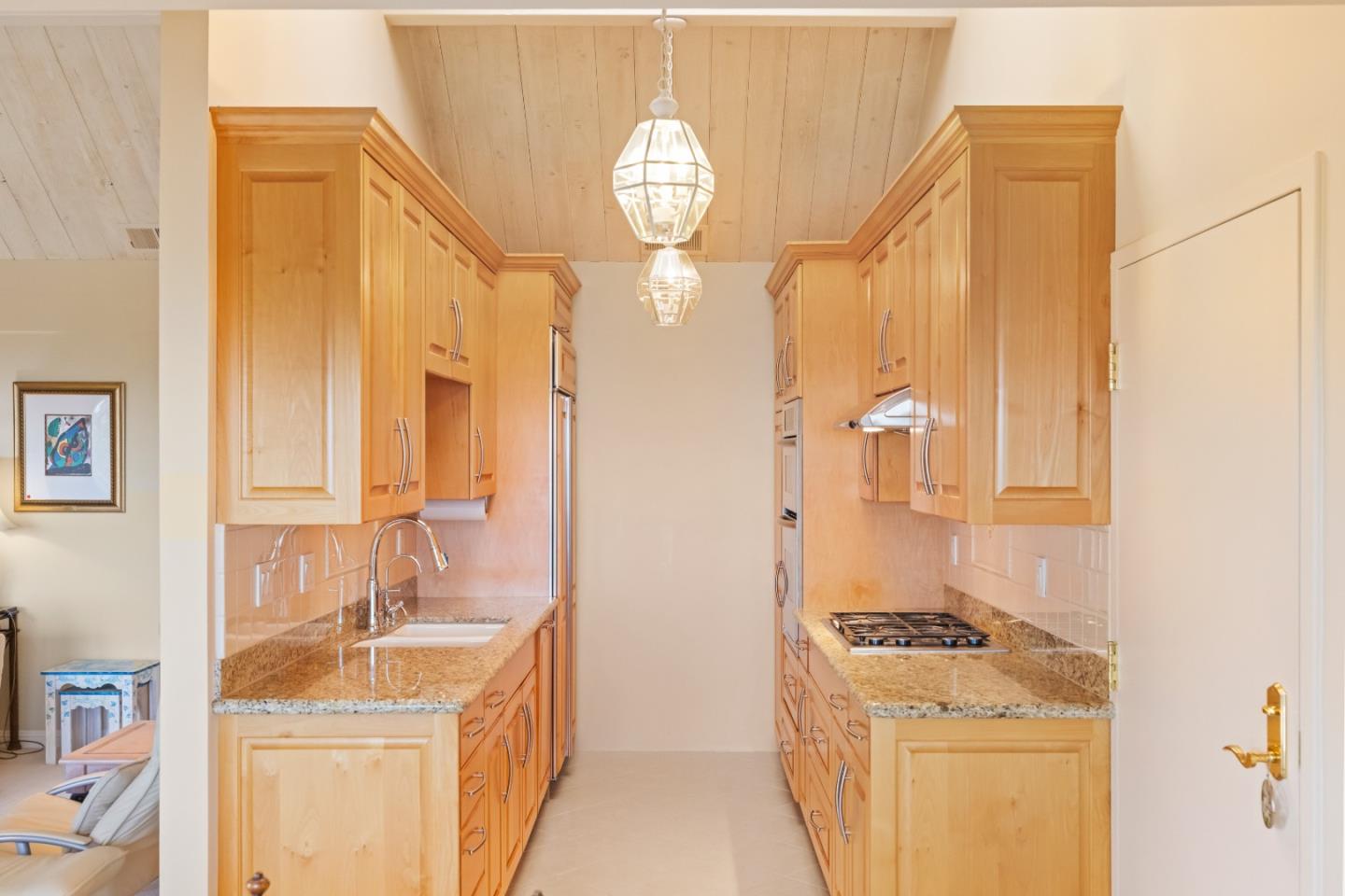 Detail Gallery Image 12 of 23 For 0 Mission 4 Nw of 4th St #6,  Carmel,  CA 93921 - 3 Beds | 2 Baths