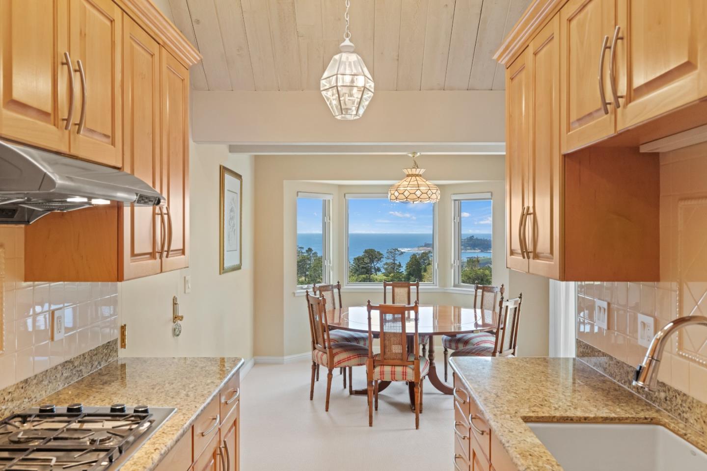 Detail Gallery Image 13 of 23 For 0 Mission 4 Nw of 4th St #6,  Carmel,  CA 93921 - 3 Beds | 2 Baths