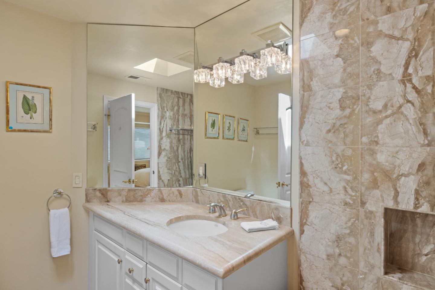 Detail Gallery Image 17 of 23 For 0 Mission 4 Nw of 4th St #6,  Carmel,  CA 93921 - 3 Beds | 2 Baths