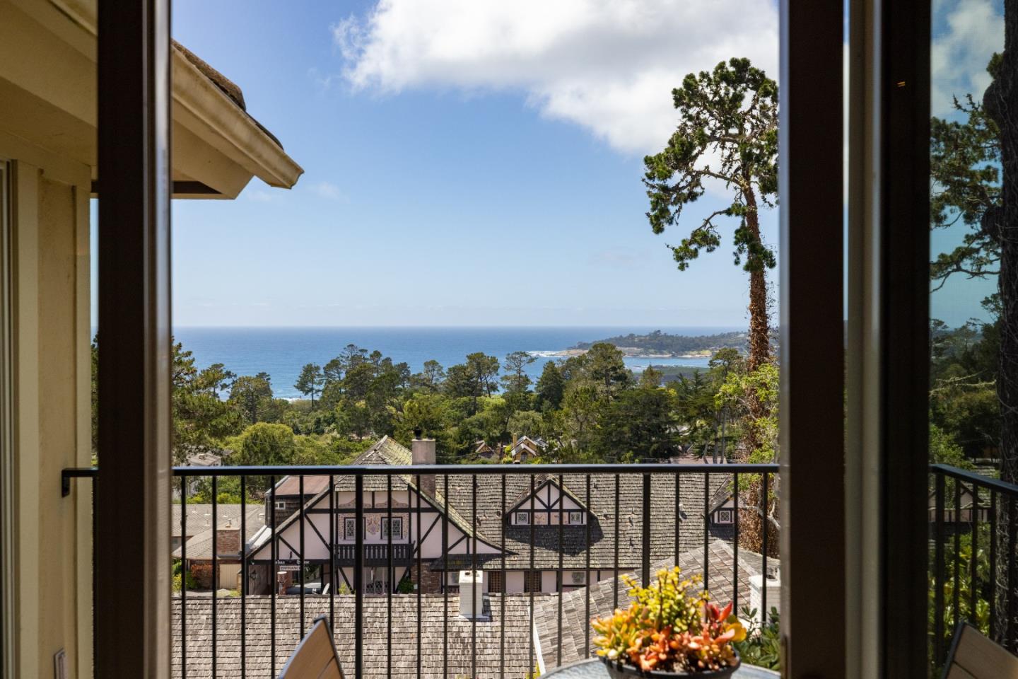 Detail Gallery Image 20 of 23 For 0 Mission 4 Nw of 4th St #6,  Carmel,  CA 93921 - 3 Beds | 2 Baths
