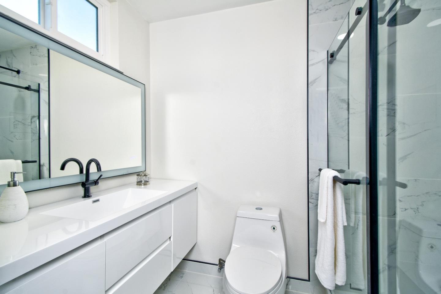 Detail Gallery Image 16 of 27 For 1431 Sierra Creek Way, San Jose,  CA 95132 - 4 Beds | 2 Baths