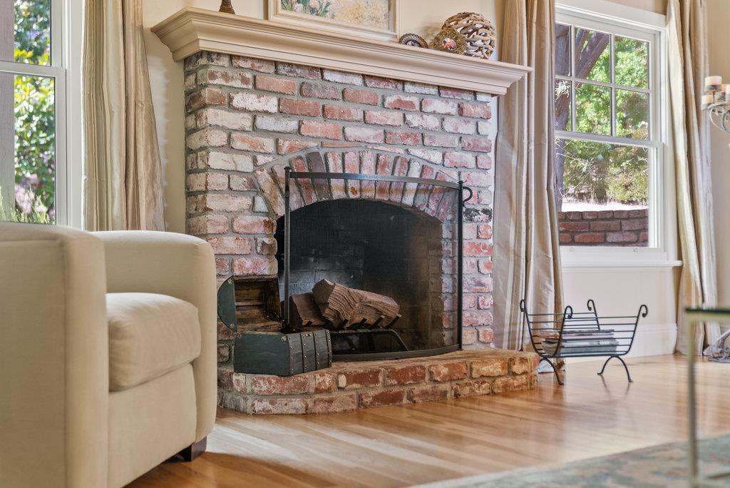 Detail Gallery Image 10 of 54 For 455 Calle Del Sol, Aptos,  CA 95003 - 4 Beds | 3/2 Baths