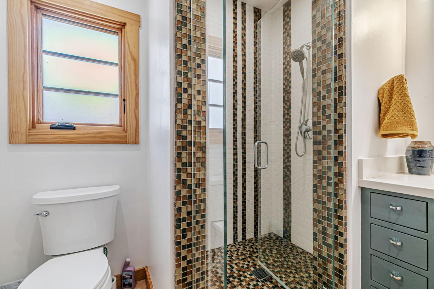 Detail Gallery Image 15 of 37 For 15393 via Caballero, Monte Sereno,  CA 95030 - 5 Beds | 4/1 Baths